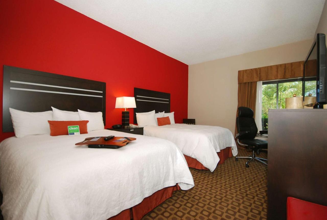 Hampton Inn Fort Myers-Airport&I-75 Exterior foto