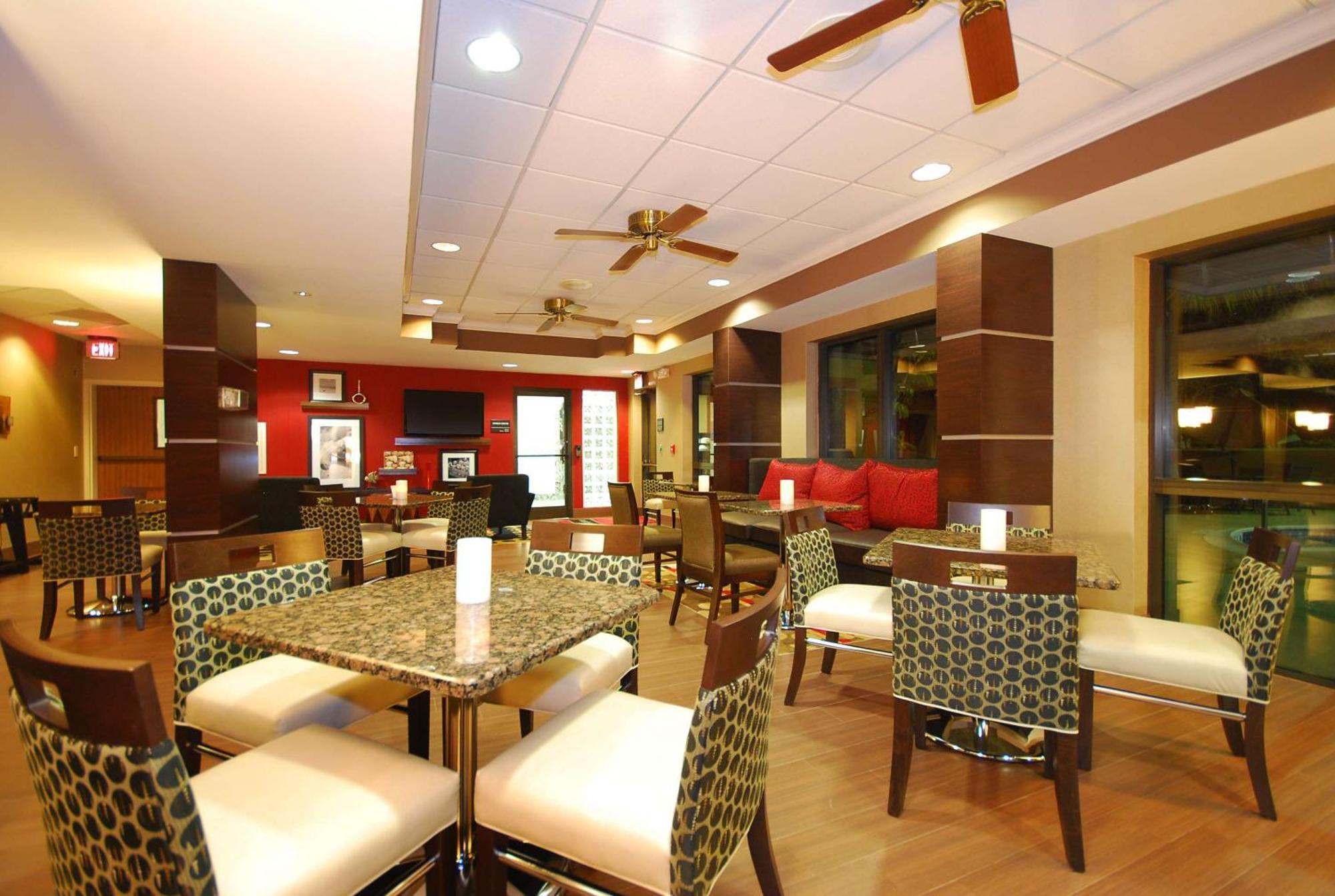 Hampton Inn Fort Myers-Airport&I-75 Exterior foto
