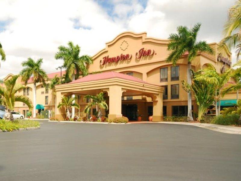 Hampton Inn Fort Myers-Airport&I-75 Exterior foto