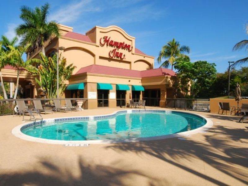 Hampton Inn Fort Myers-Airport&I-75 Exterior foto